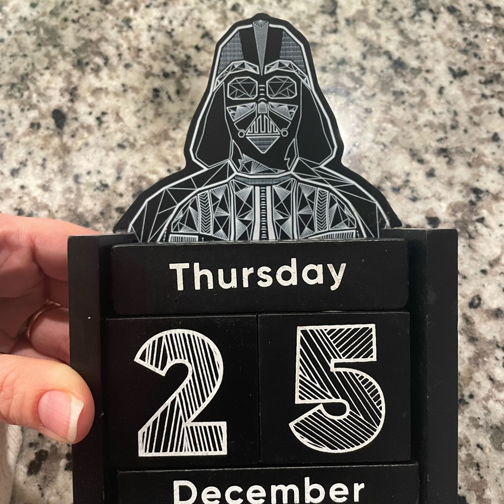 Black Star Wars Perpetual Desk Calendar